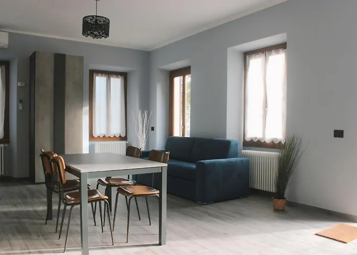 Casa Del Cerbiatto, A 5 Chilometri Da Argegno Lejlighed Castiglione dʼIntelvi